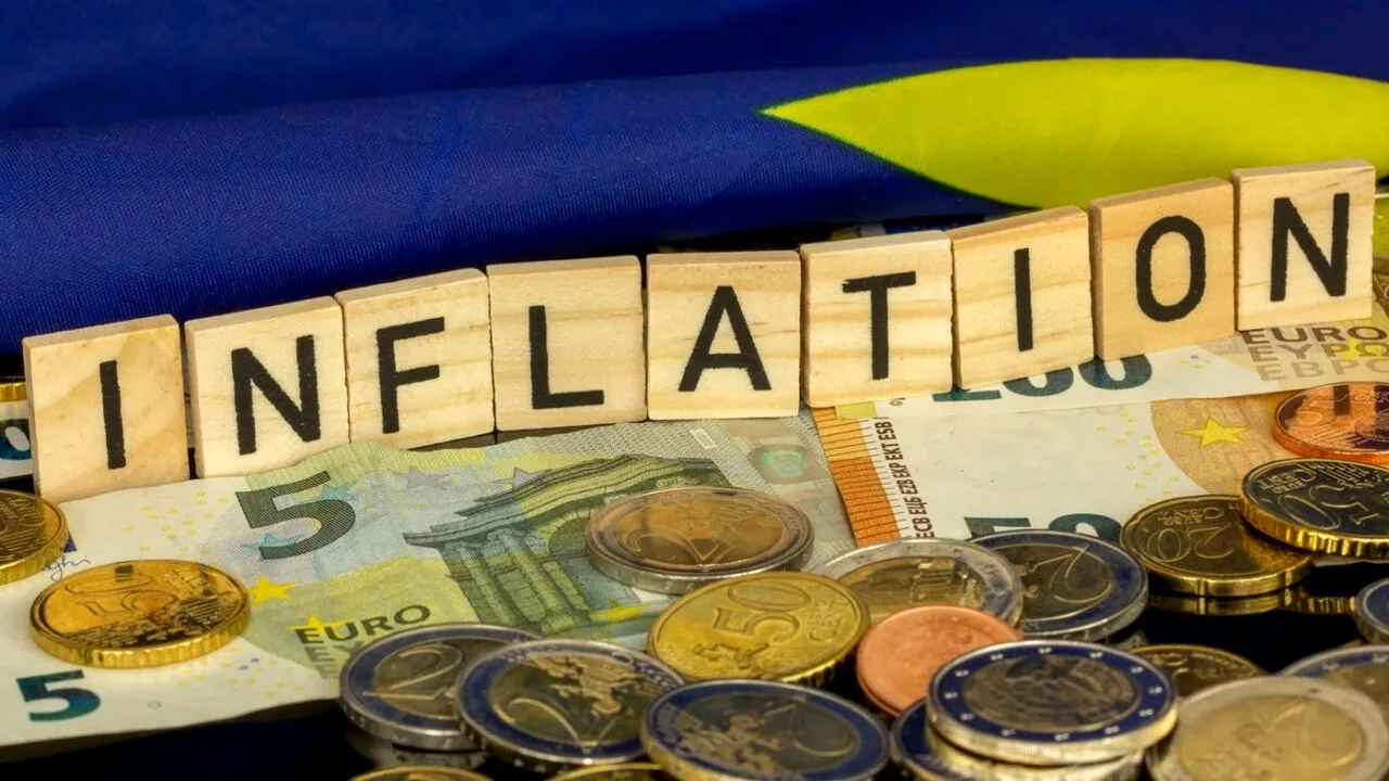 Inflația este în scădere ușoară în ZONA EURO, dar rămâne peste nivelul vizat de BCE