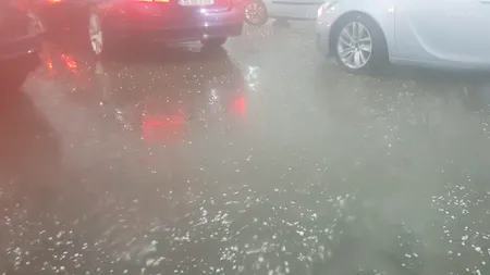 Căderi de pietre pe DN10, în Buzău. Traficul a fost oprit
