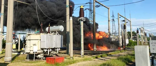 Trafic feroviar blocat din cauza unui incendiu, în zona Vrancea - VIDEO
