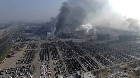 Zece directori de companie, reținuți în ancheta privind exploziile din Tianjin