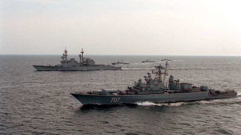 Rusia transformă Marea Neagră în poligon. Putin a ordonat un exercițiu militar cu 10.000 de militari și 40 de nave de război!