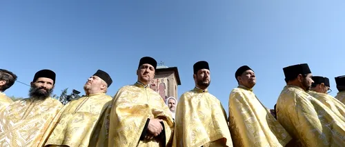 Mii de pelerini, în prima zi a hramului Catedralei patriarhale