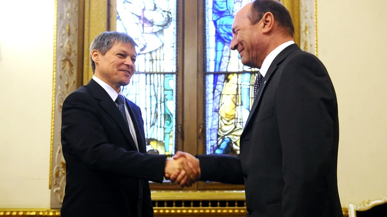 Traian Băsescu, atac dur la adresa premierului: „Stai cu plagiatorul Tobă la dreapta, te faci că nu vezi