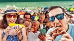 Prețuri revoltătoare pe o plajă din Mamaia: Cu cât a ajuns să se vândă covrigii, porumbul și gogoșile în 2025