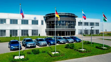 Volkswagen se retrage din Rusia. Cu ce OLIGARH controversat făceau afaceri nemții
