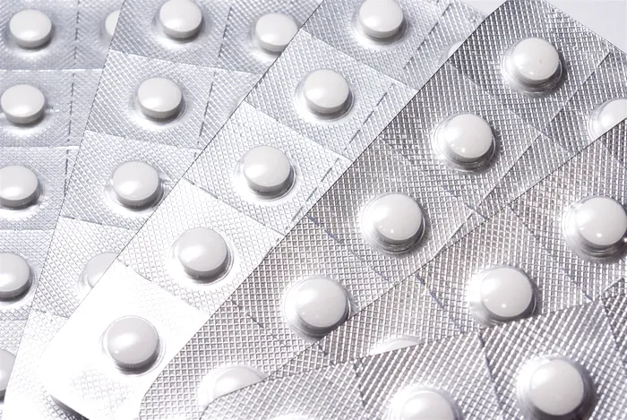 Consiliul Concurenței a amendat o companie producătoare de medicamente. Pastilele erau vândute la suprapreț, în România