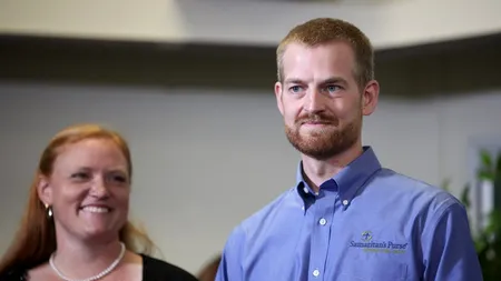 Medicul american și misionara infectați Ebola au fost externați: S-au vindecat, nu mai reprezintă un pericol