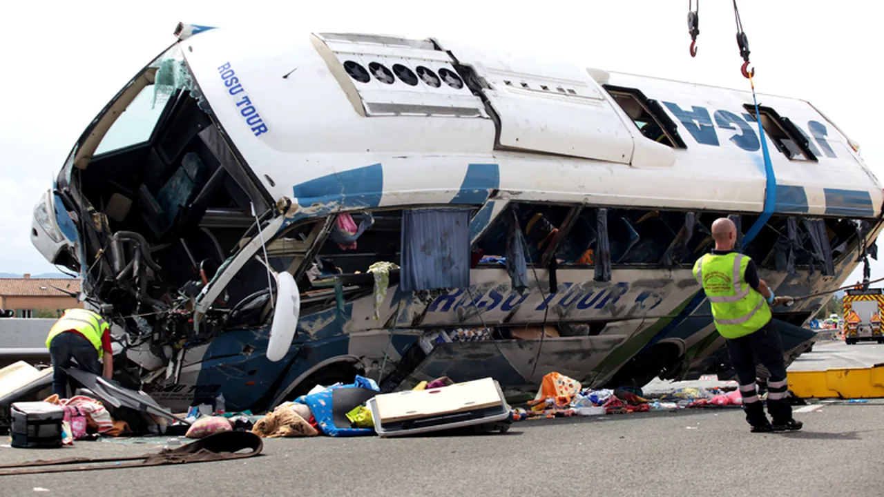 ACCIDENTUL DE AUTOCAR din Franța, POVESTIT de două românce aflate la bord: 