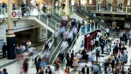 Ambasada Marii Britanii a anunțat câți români s-au înregistrat pentru a obține noul drept de ședere 