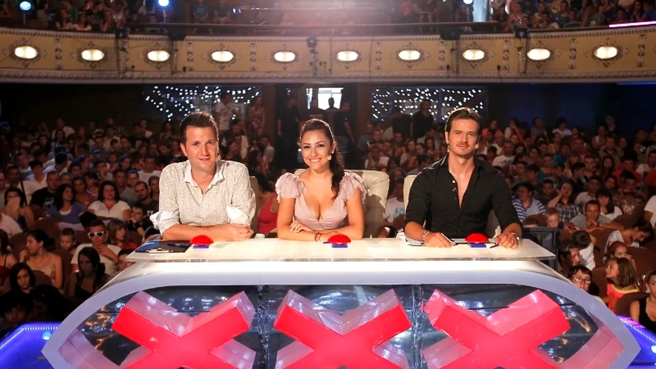 ROMÂNII AU TALENT, sezonul 3. Mihai Petre, pus la pământ de un grup de judoka. GALERIE FOTO