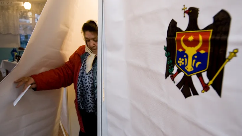 Alegeri în Republica Moldova. Electoratul din două localități, nevoit să voteze în corturi militare