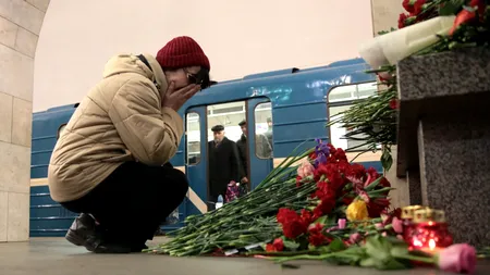 Poveste sfâșietoare din Sankt Petersburg. O femeie a murit în atentat salvându-și fiica, pe care a acoperit-o cu trupul ei