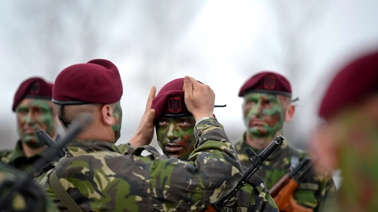 Guvernul aprobă pensia militară, Ponta întreabă dacă e 