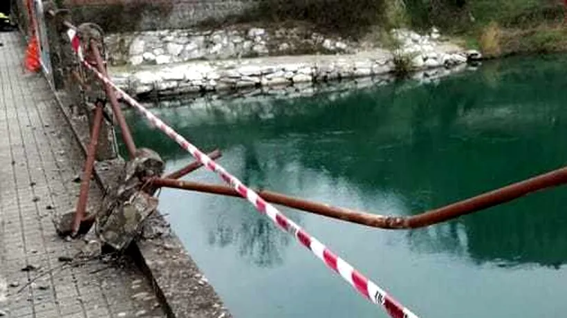 Presa italiană: Trei români au murit după ce au căzut cu mașina într-un râu, lângă Pisa