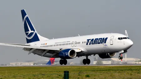 Un avion al companiei TAROM, lovit de trăsnet la decolarea de pe aeroportul Otopeni