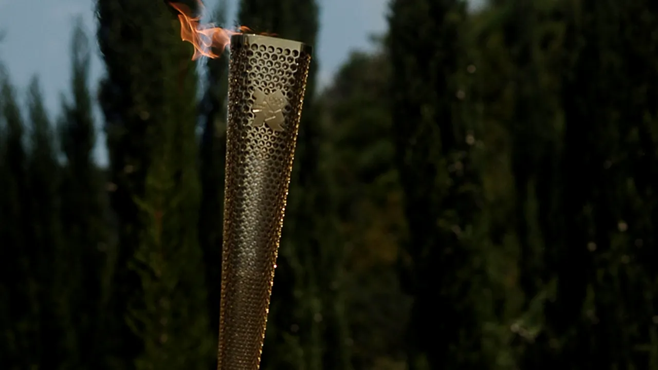 Flacăra olimpică S-A STINS accidental