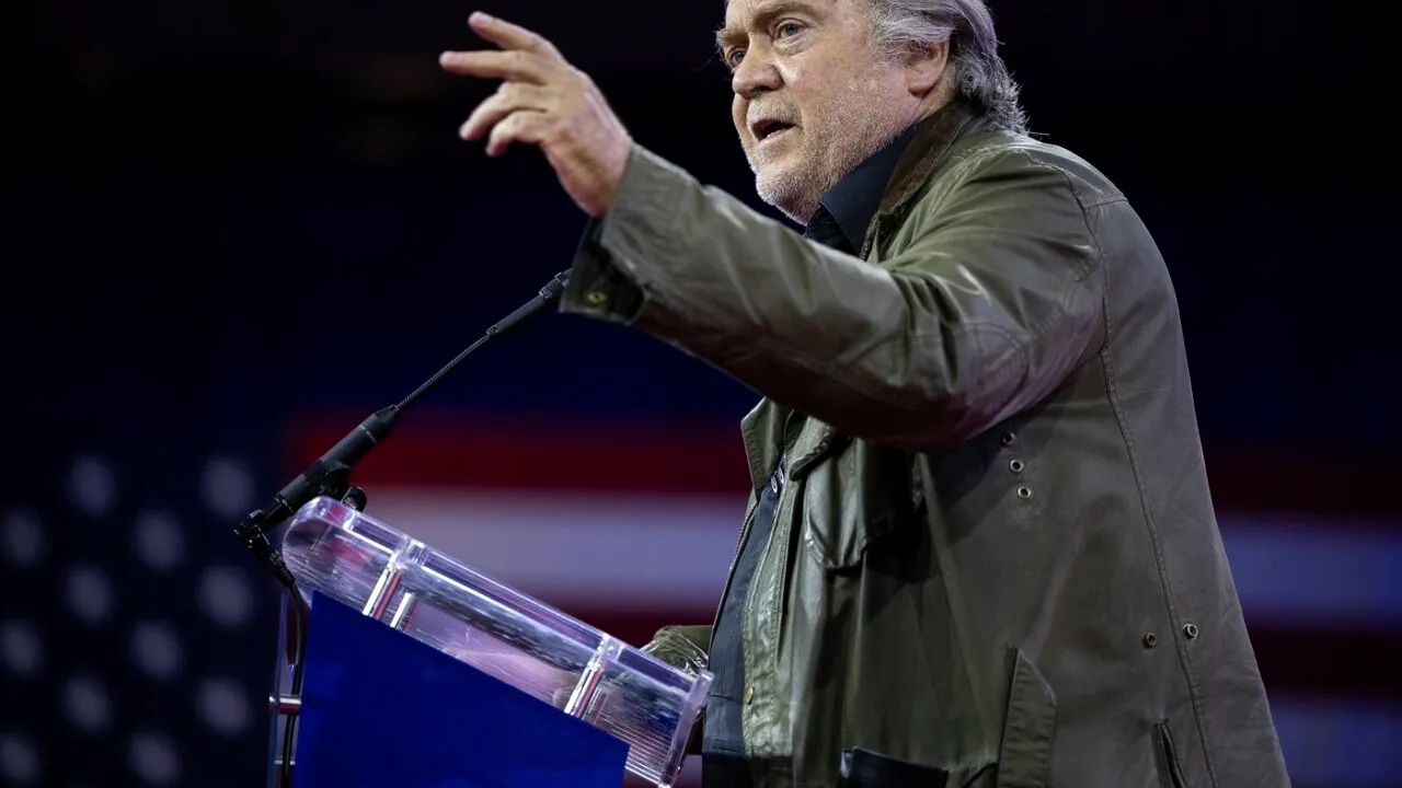 Un fost consilier al președintelui TRUMP spune că cel de-al Treilea Război Mondial se apropie: „Suntem pe muchie de cuțit”