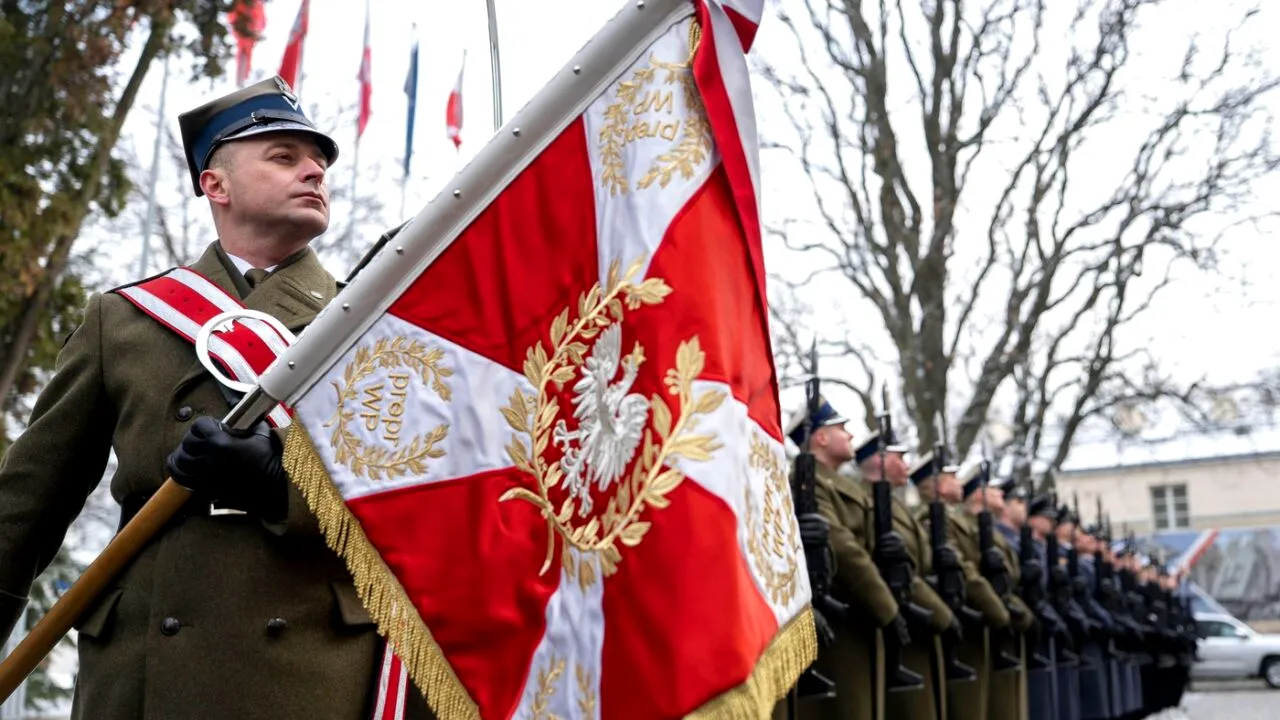 Polonia vrea un nou program de instruire militară pentru 100.000 de VOLUNTARI pe an până în 2027