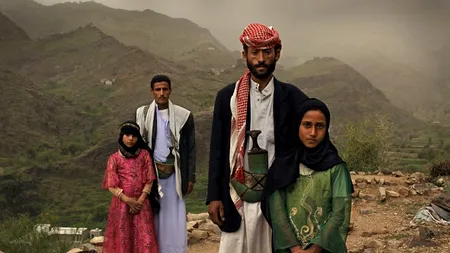 GALERIE FOTO. Copilele mirese, drama prin care trec milioane de minore