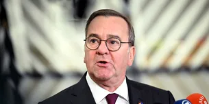 <span style='background-color: #0d0089; color: #fff; ' class='highlight text-uppercase'>EXTERNE</span> Ministrul german al Apărării: SABOTAJUL trebuie să fi fost cauza avariilor la cablurile de date din Marea Baltică