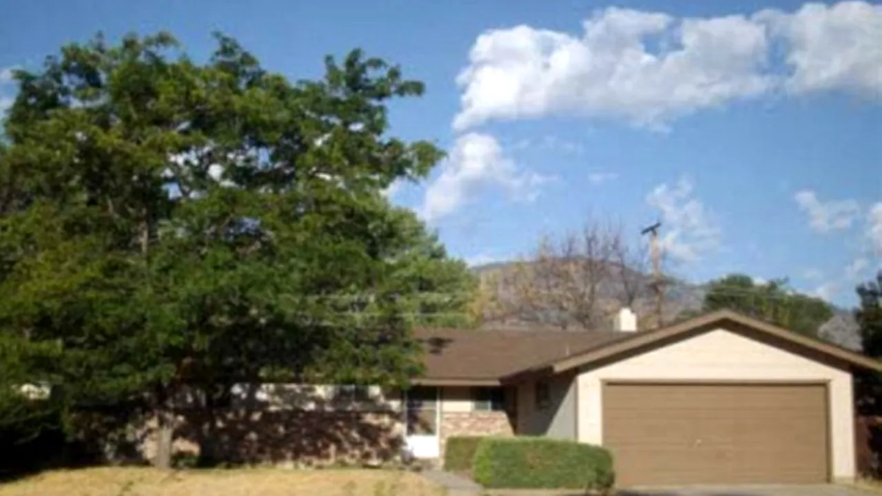 Săracul bogat. Trăia ca un pustnic, dar avea stivă de lingouri de aur în garaj