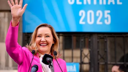 Elena Lasconi: Nu mai luaţi în calcul RETRAGEREA mea, pentru că nu se va întâmpla asta. Voi dialoga cu Nicușor Dan