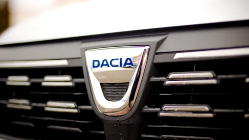 Dacia și-a oprit producția din cauza crizei de semiconductori