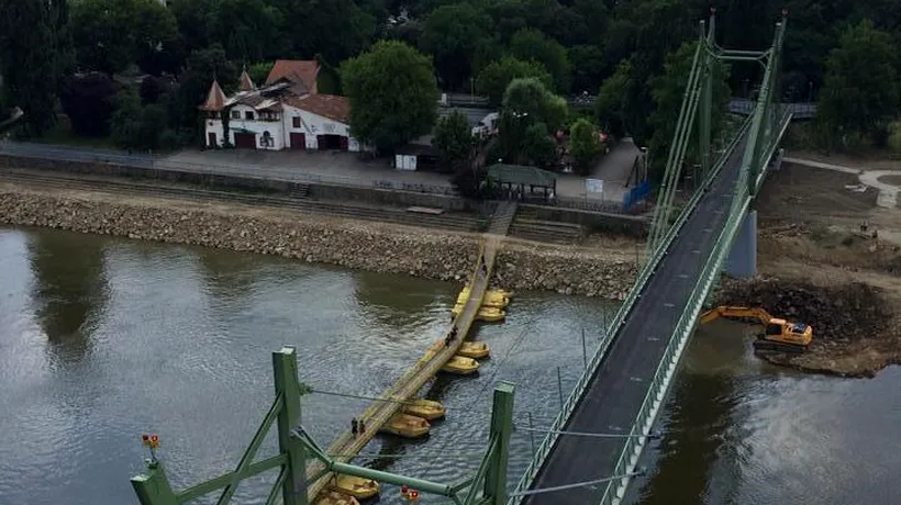 Un pod pietonal care a costat 2,3 milioane de euro, inaugurat în Arad cu artificii