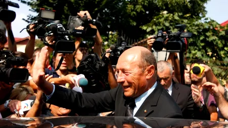 Băsescu: Îmi pară rău că Ponta și Leancă au fost la un spectacol public la Ungheni, la gazoduct