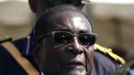 Dictatorul Robert Mugabe din Zimbabwe a câștigat „premiul Nobel pentru pace