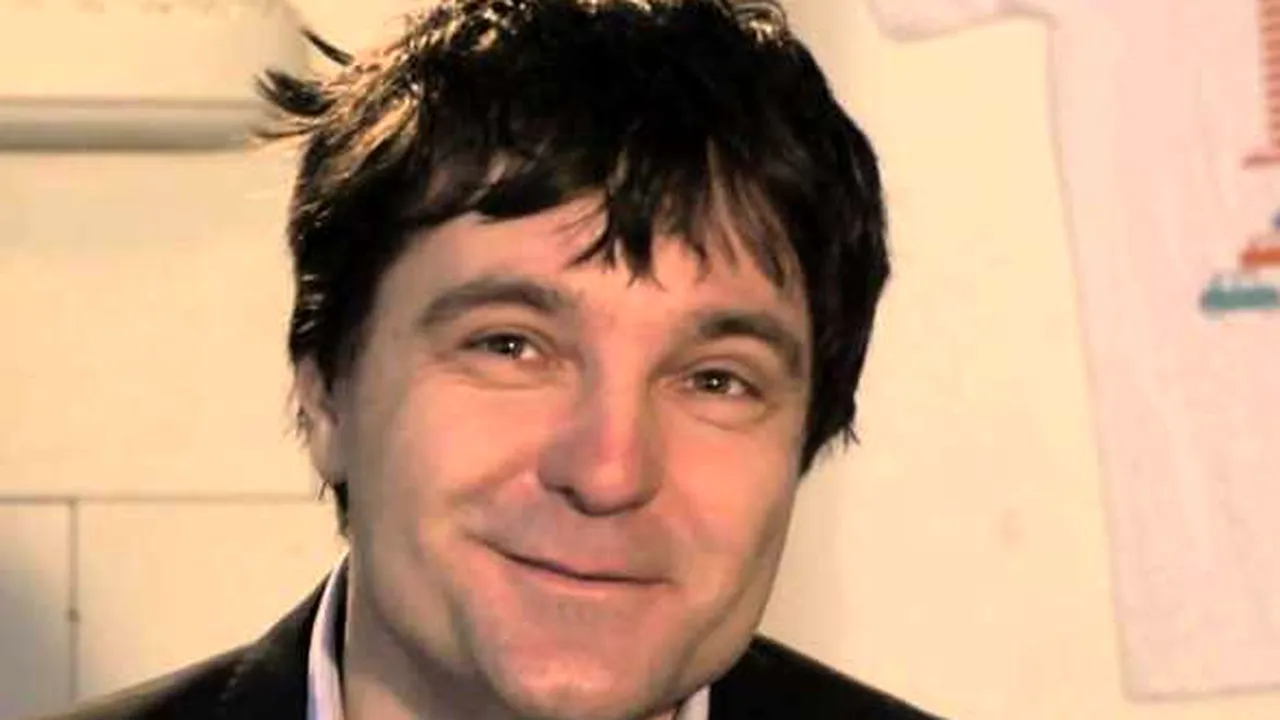 Nicușor Dan, un fraier în țara șmecherilor