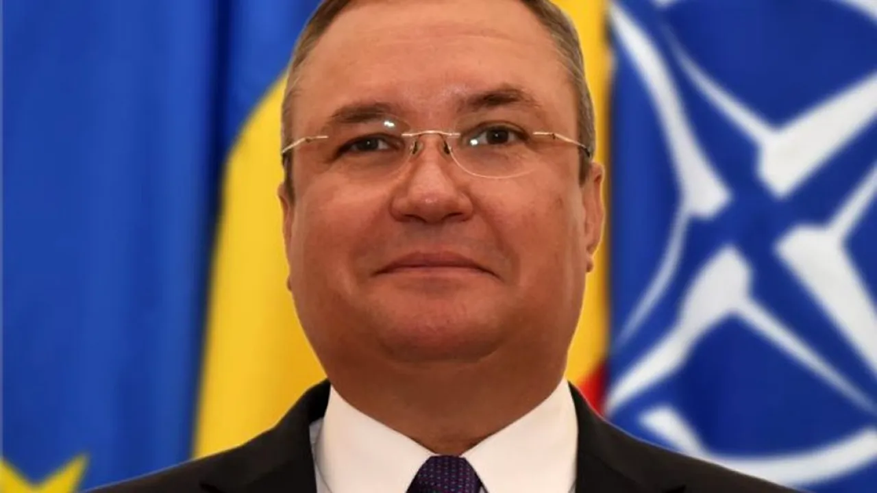 Lovitură pentru ostașul CIUCĂ, în plină campanie prezidențială. Afișele electorale cu Nicolae CIUCĂ, ÎNDEPĂRTATE în toată țara