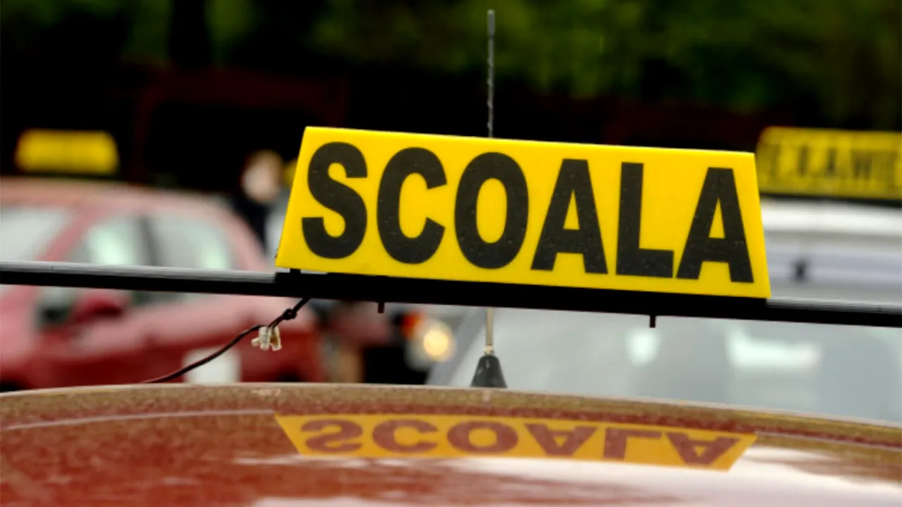 Am făcut calculul complet. Cât costă să faci școala de șoferi în 2026, în România, în funcție de oraș