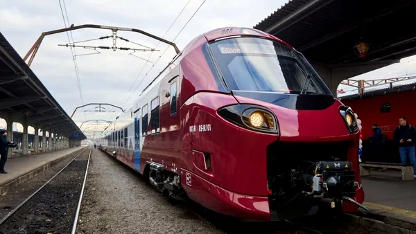 CFR Călători anunță o rută nouă, cu trenuri noi. De când și pe ce traseu vor circula garniturile Alstom Coradia
