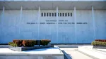 Un judecător dispune ca Centrul Kennedy din Washington DC să elimine numele lui Trump de pe clădire. Cum a reacționat președintele american