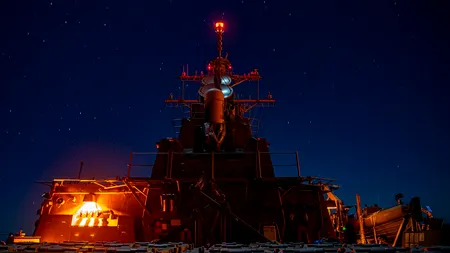 LIVE UPDATE | SUA și Marea Britanie au lansat bombardamente asupra grupării Houthi din Yemen. „Veți suporta repercusiuni grave”. Rusia reacționează