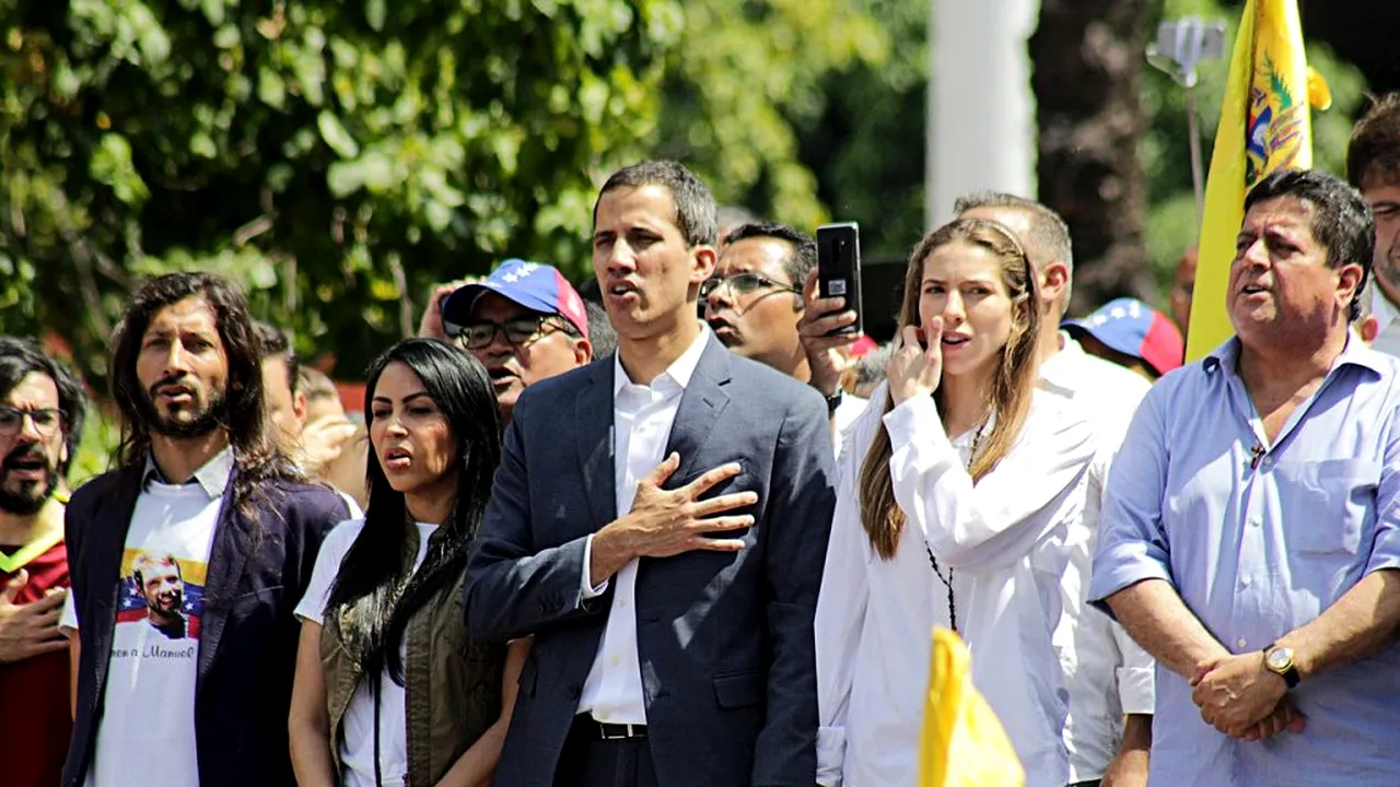 BOMBĂ. Mandat de arestare pentru 11 lideri ai Opoziției! Procurorul general anunță o conspirație împotriva președintelui