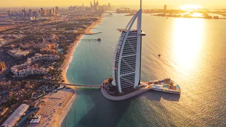 Se închide un simbol al Dubaiului, celebrul hotel de 7 stele, Burj Al Arab