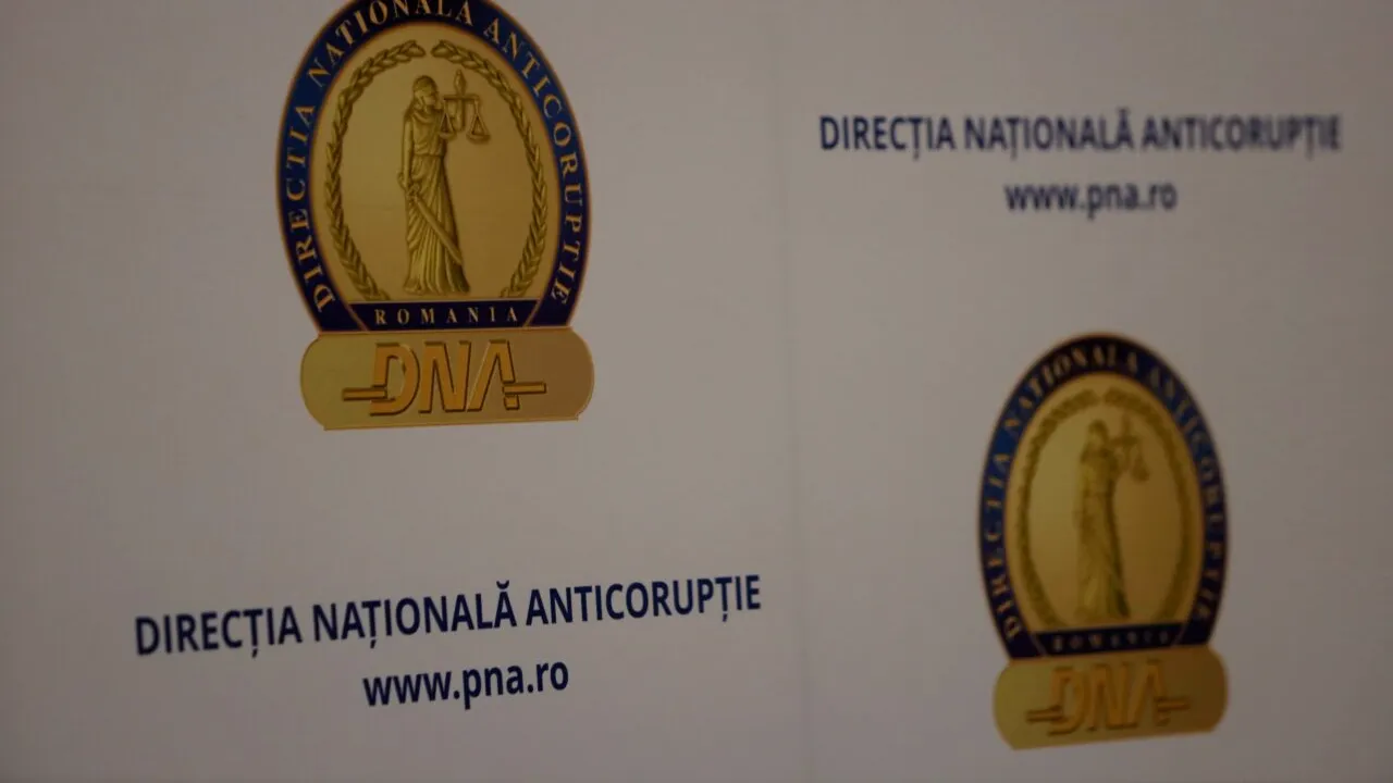 Percheziții la „băieții deștepți” din Energie: Mascații au descins la Complexul Energetic Oltenia / DNA suspectează patru persoane de luare de mită