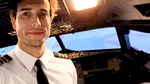 Tragedie în timpul unui zbor de antrenament. Un instructor din Argentina s-a aruncat din avion și și-a lăsat cursanta singură la manșă