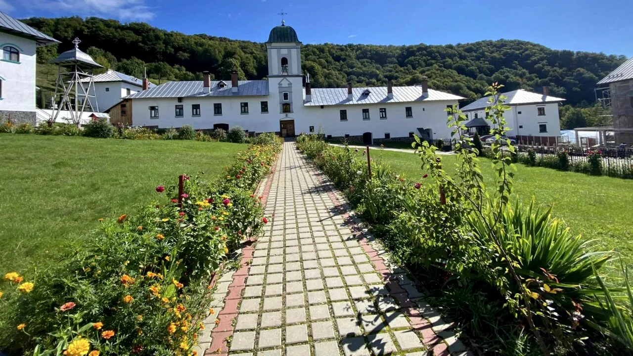 Athos de România. Mitropolia Olteniei anunță că va construi un monument în locul blestemat de Sfântul Calinic