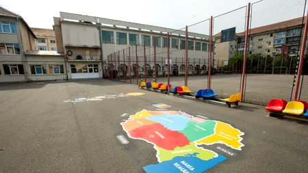 12 școli din Sibiu au fost dotate cu o platformă de jocuri care să înlocuiască telefonul mobil