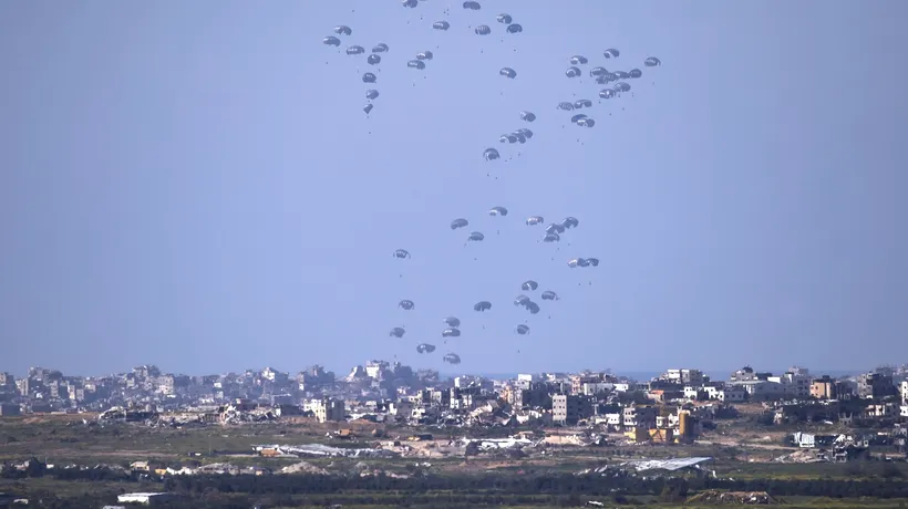Avioane militare GERMANE vor lansa containere cu alimente și medicamente în Fâșia Gaza