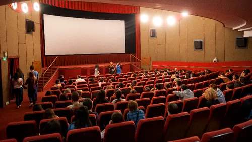Un alt cinematograf din București își suspendă activitatea