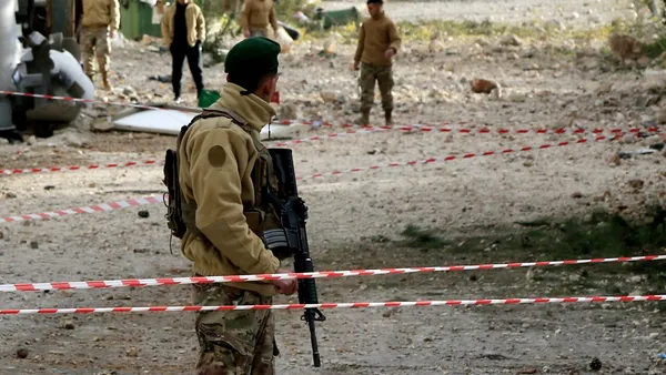 SUA evacuează, de urgență, personalul american din Liban, pe fondul atacurilor israeliene în regiune. Anunțul ambasadei Statelor Unite