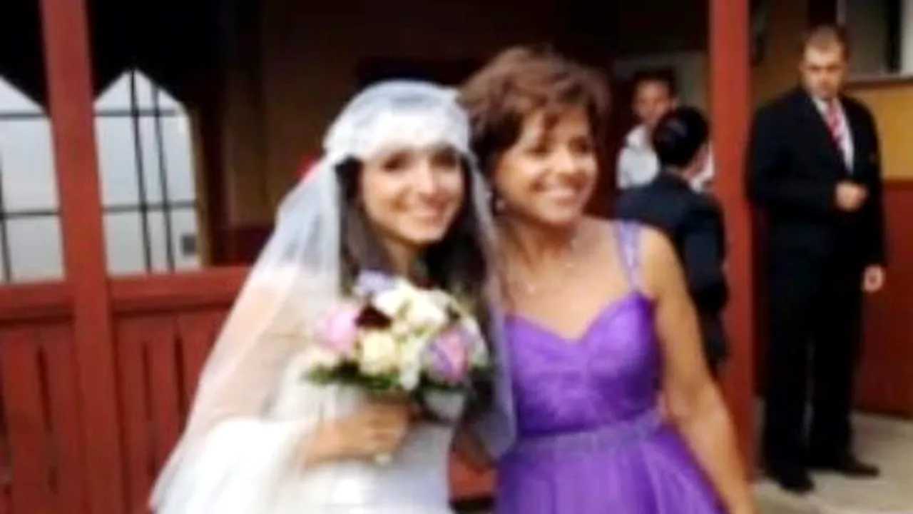 Fiica lui George Copos, Alexandra, s-a căsătorit religios; 200 de persoane, invitate la petrecere