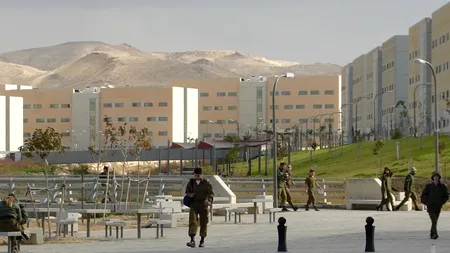 Un turist român, arestat în Israel pentru că a pătruns neautorizat într-o bază militară. Bărbatul de 67 de ani, supus unei evaluări psihiatrice