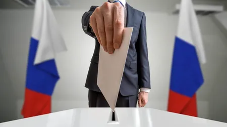 RUSIA. Cetățenii ruși au început să voteze în cadrul unui referendum de o săptămână care i-ar putea permite lui Vladimir Putin să rămână în continuare președinte