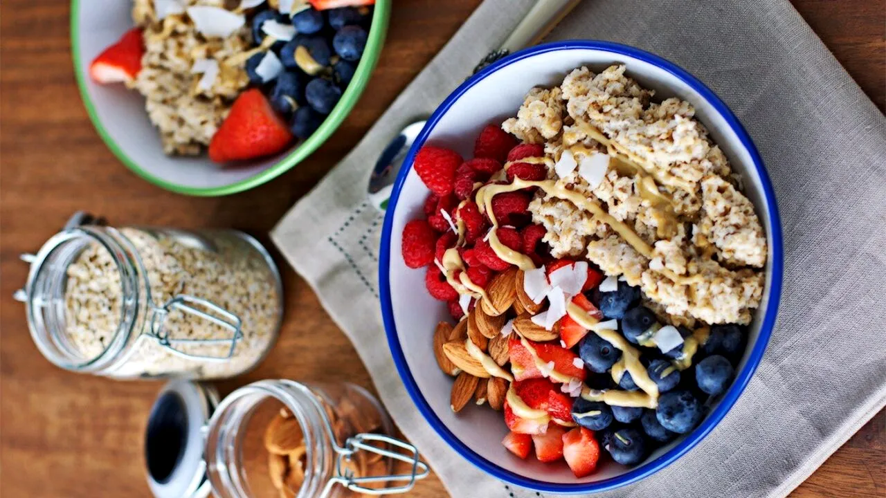 Cei 5 NUTRIENȚI care previn demența și Alzheimer. Ce alimente trebuie să consumi la micul-dejun pentru a fi sănătos-tun