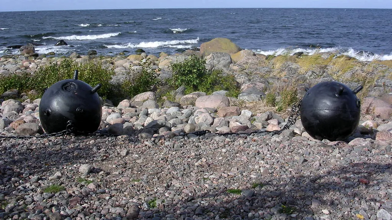 Celebra epavă „Evanghelia” de la Costinești a devenit o CAPCANĂ aproape mortală pentru turiști. Totul s-a întâmplat în urma unei furtuni devastatoare